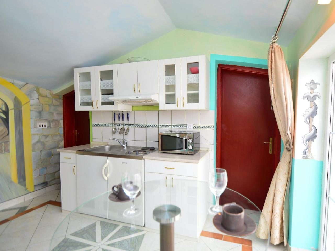 Apartment Ivana-4 By Interhome Raslina Bagian luar foto